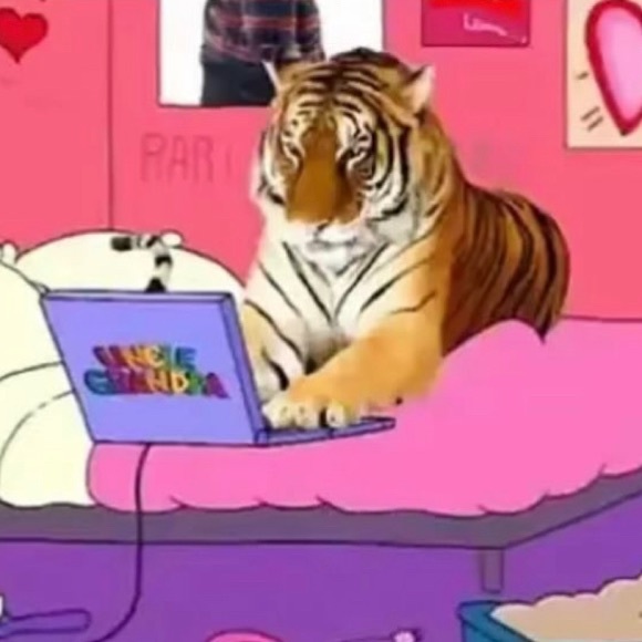 Meet your Posher, Inanna - Picture 1 of 1